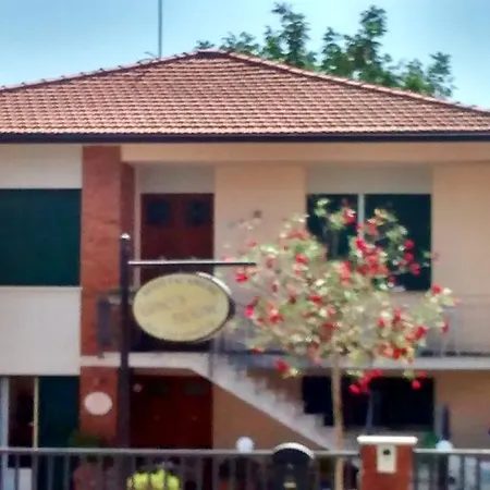 Guest house Gino's House